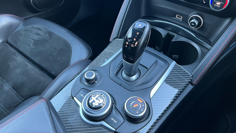 Alfa Romeo Stelvio 2.9 V6 BiTurbo 510 Quadrifoglio 5dr Auto Petrol Estate